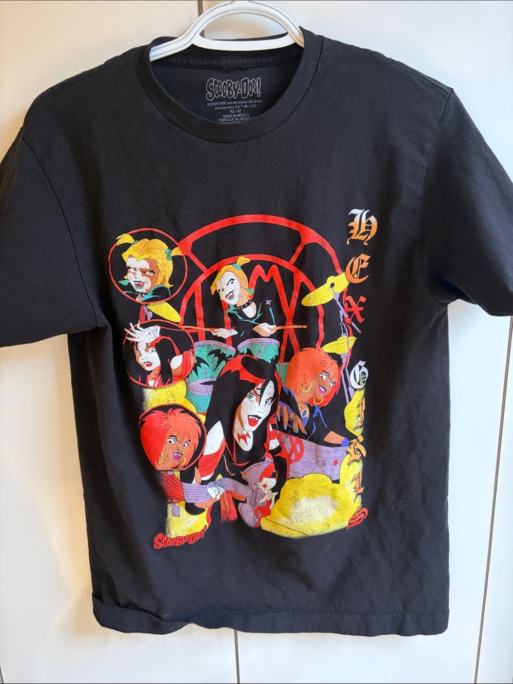 Scooby-Doo Black Graphic Tee with Colorful Character Print